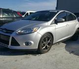 Ford focus SE 2014 $ 4200 a reparar