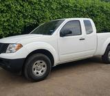 Impecable Nissan Frontier 2012 Extra Cab