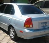 Hyundai Accent 2004,. $3700 Precio Fijo