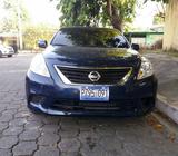 Vendo Nissan Versa 2012