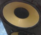 Vendo Cajon con 2 Bocinas Sordas Nitidas