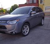 mitsubishi outlander 2014