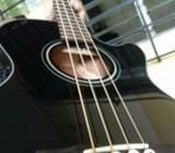 bajo Fender Electroacustico