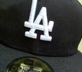 Gorra L.A. Dodgers new era talla 7 1/4 59 fifty . 415.00 fijos