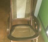 Vendo Mesedora Madera Fina Torniada