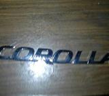 Emblema Corolla