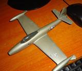 Viejo Avion , USAF ,para restaurar o conservarlo asi . $15.00 fijos