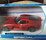 DODGE VIPER METALICO ESCALA 1/24. NUEVO EN CAJA. $25