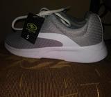 Zapatos Nuevos Athletic Works