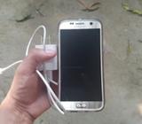 Vendo S7 Flat Dorado Excelente Condición