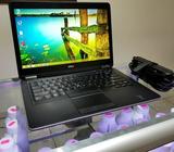 UltraBook Dell Core i7 4th gen RAM 8GB HDD 500GB HDMI Bluetooth Buen rendimiento!