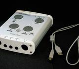 interfaz profesional TASCAM US122L para conocedores