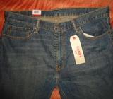 Levis Talla 38 x 32 , Original . No Imitacion. 25.00 dlrs fijos , NO hago Rebajas
