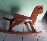 Caballo de Madera en Buen Estado 35