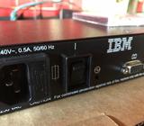 Switch de Consola 8 puertos Nuevo IBM Modelo 41y9310 con rack